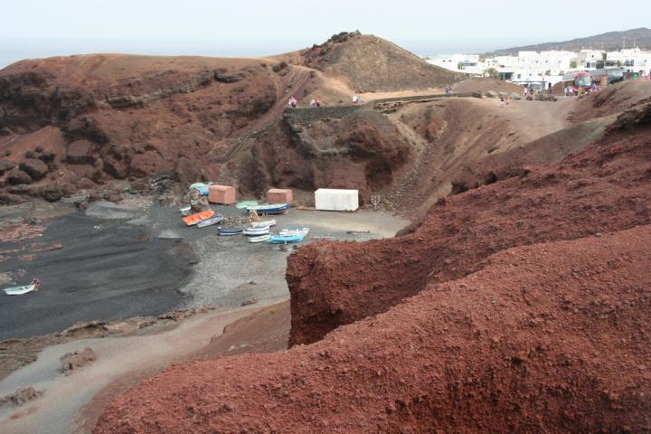 130910-A06 einige Fischerboote