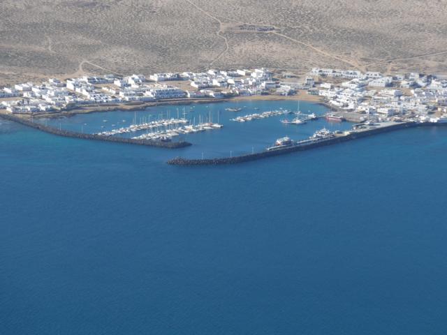 131217-D07 die Marina 