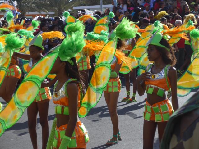 140303-G06 Die Gruppen farblich abgestimmt