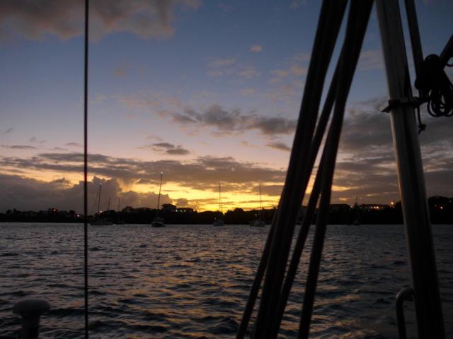 150104-C01 die Sonne geht unter