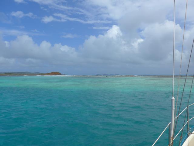 150114-A04 das Kliff vor unserem Liegeplatz