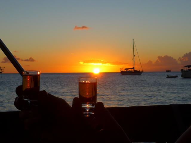 150201-A09 ein Sundowner mit Rum