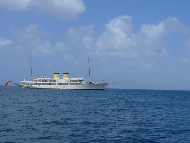 150302-A01 hier liegen wir an der Mooring vor Nevis