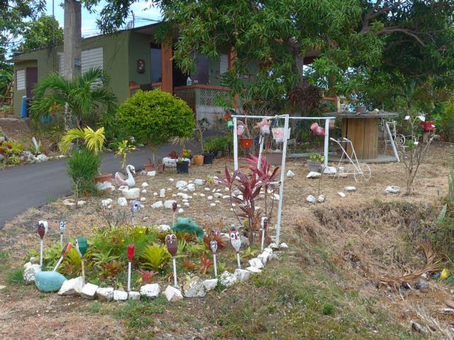 150402-B02 alte Plastikflaschen 